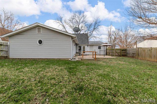 92 Plum Tree Drive, St Peters, MO 63376