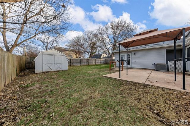 92 Plum Tree Drive, St Peters, MO 63376