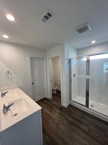 1143 Sommerville Drive, Rosharon, TX 77583