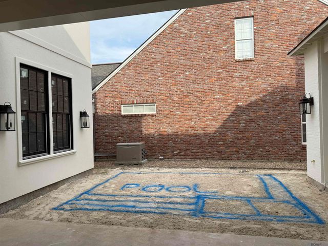 11541 Cypress Barn Dr, Baton Rouge, LA 70810