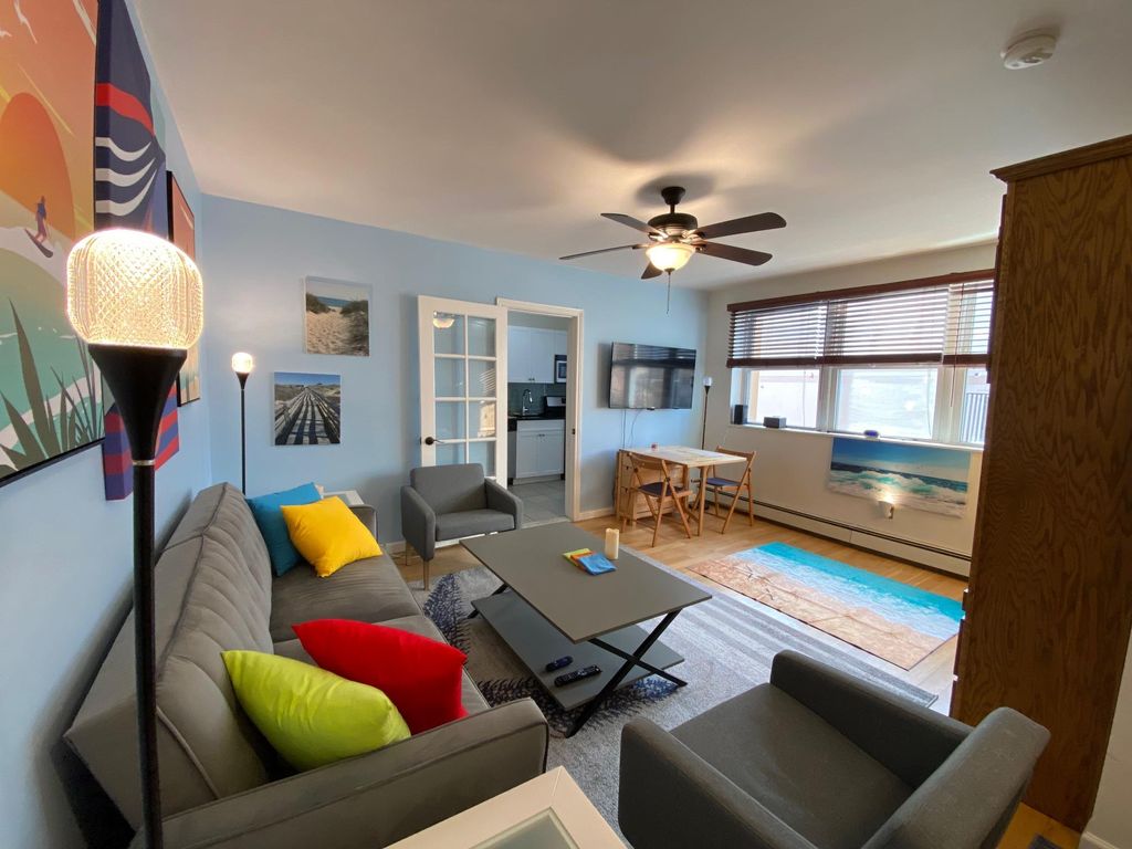255 W Broadway 303, Long Beach, NY 11561