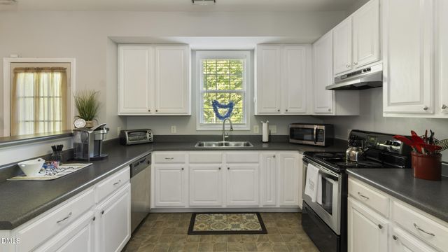 804 Nightshade Way, Raleigh, NC 27610