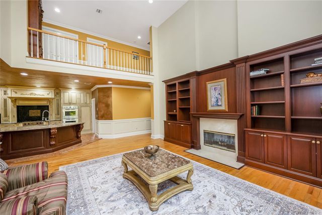 47 Pembroke Drive, Glen Cove, NY 11542