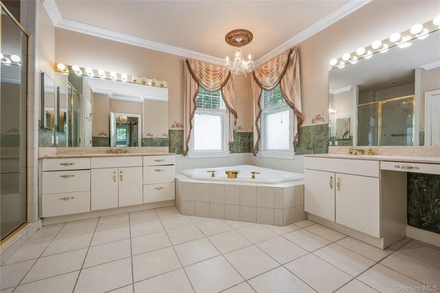 47 Pembroke Drive, Glen Cove, NY 11542