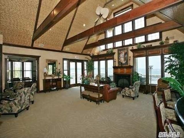 47 Pembroke Drive, Glen Cove, NY 11542