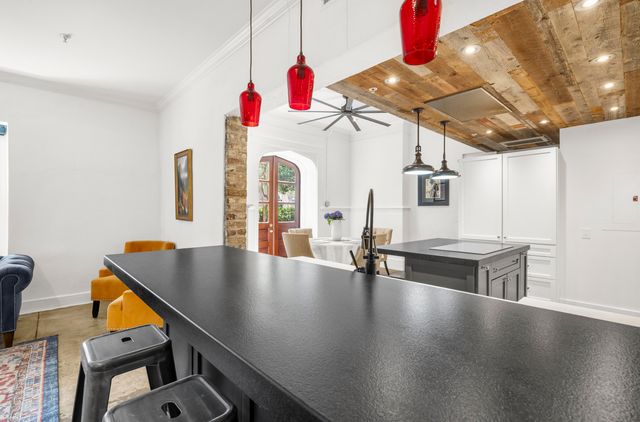 67 Legare Street 104, Charleston, SC 29401