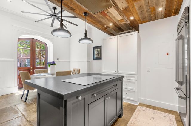 67 Legare Street 104, Charleston, SC 29401