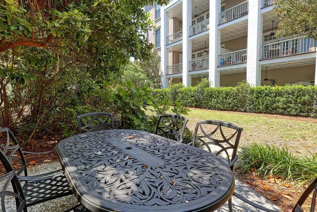 67 Legare Street 104, Charleston, SC 29401