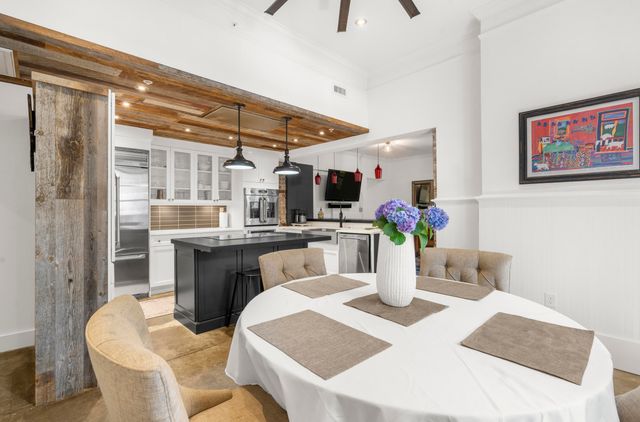 67 Legare Street 104, Charleston, SC 29401