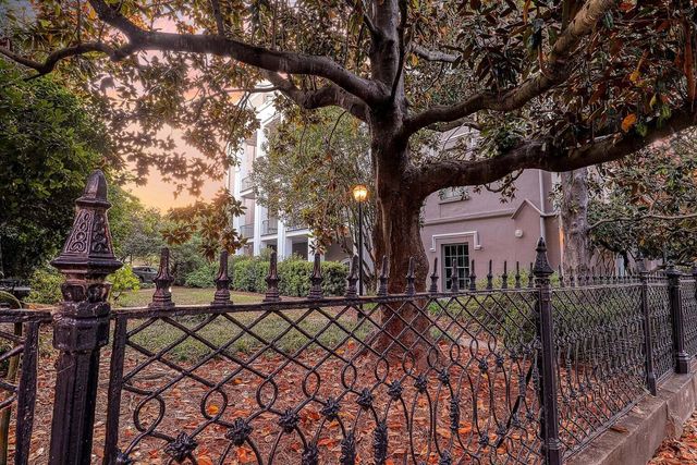 67 Legare Street 104, Charleston, SC 29401
