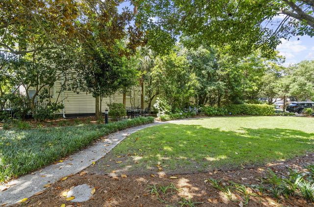 67 Legare Street 104, Charleston, SC 29401