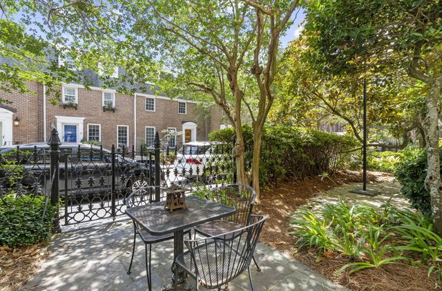 67 Legare Street 104, Charleston, SC 29401
