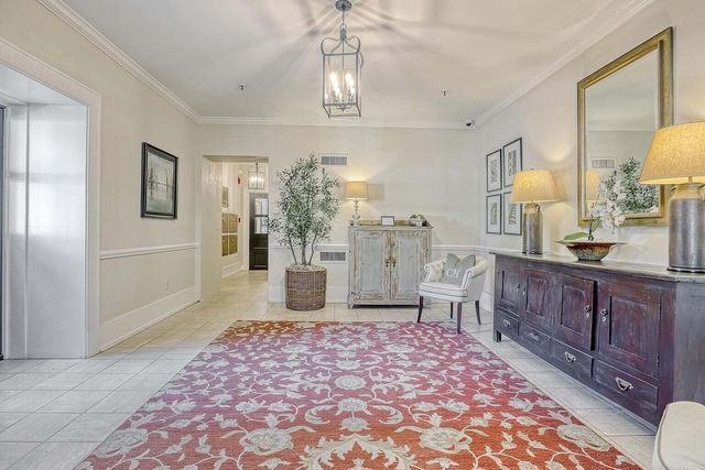 67 Legare Street 104, Charleston, SC 29401