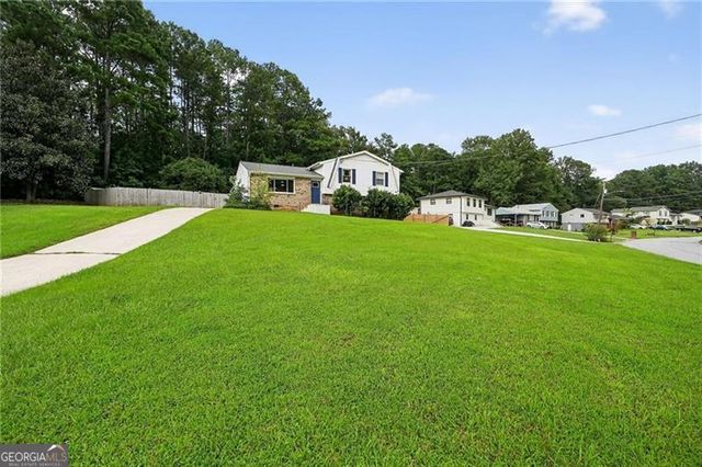 624 Village Lane Drive SW, Marietta, GA 30060