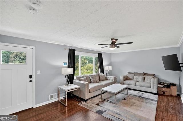 624 Village Lane Drive SW, Marietta, GA 30060