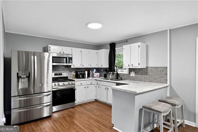 624 Village Lane Drive SW, Marietta, GA 30060