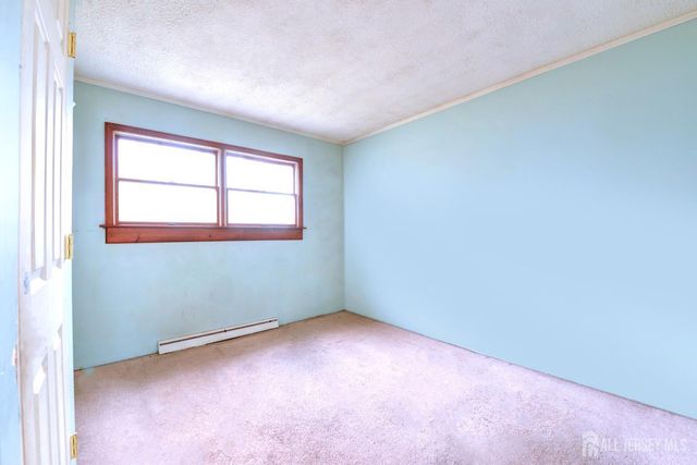 45 Viola Avenue, Leonardo, NJ 07737