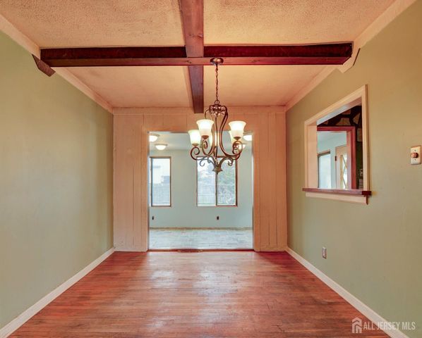 45 Viola Avenue, Leonardo, NJ 07737