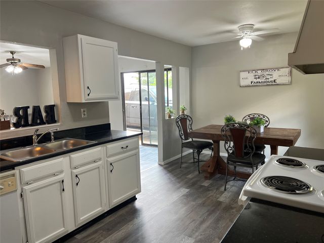 3732 Seven Gables Street, Fort Worth, TX 76133
