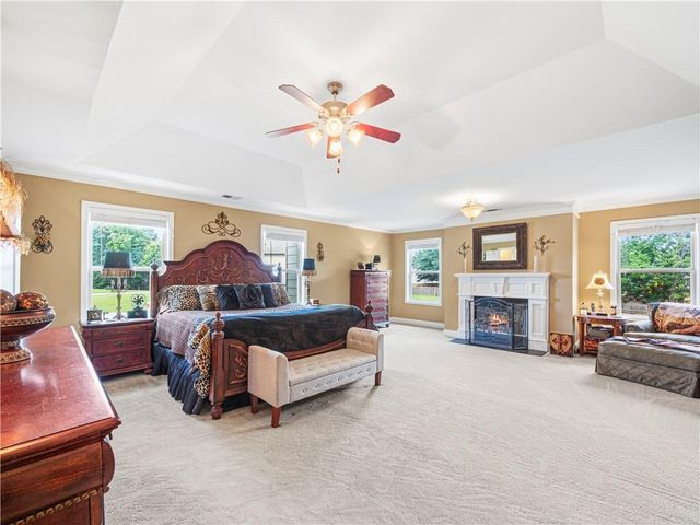 5727 Pleasant Woods Drive, Flowery Branch, GA 30542