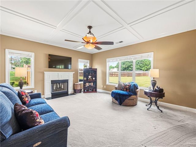 5727 Pleasant Woods Drive, Flowery Branch, GA 30542