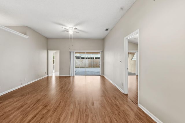 13297 Emerald View Court, Wellington, FL 33414