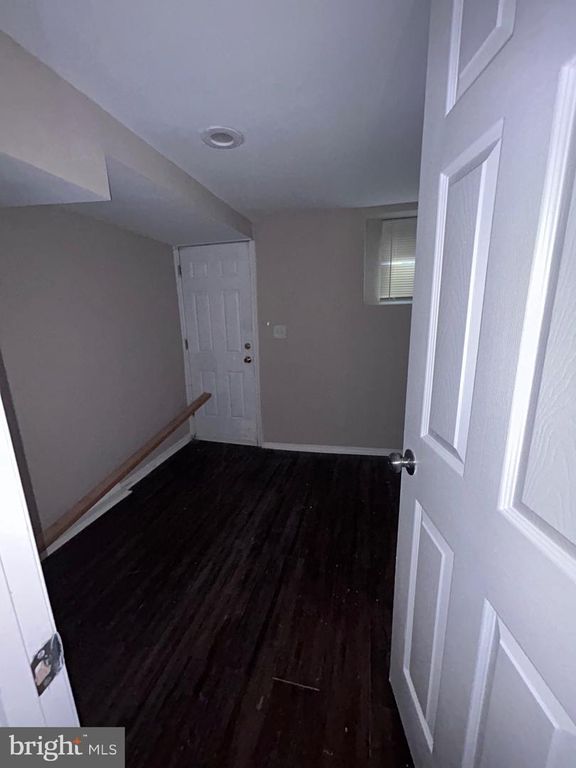Image 35 of property listing at 3124 E BALTIMORE ST, Baltimore, MD 21224
