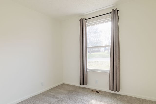 216 Slayton Dr, Madison, TN 37115