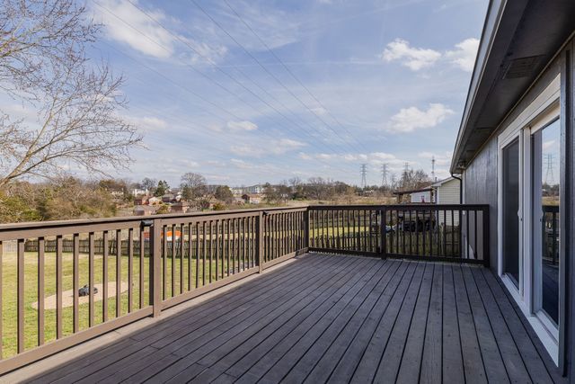 216 Slayton Dr, Madison, TN 37115