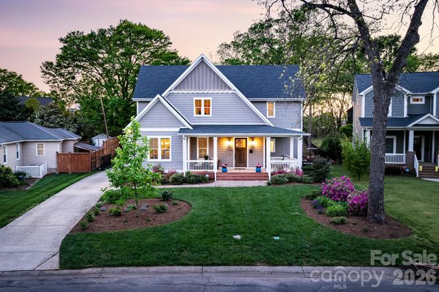 328 Melbourne Court, Charlotte, NC 28209