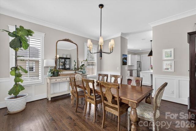 328 Melbourne Court, Charlotte, NC 28209