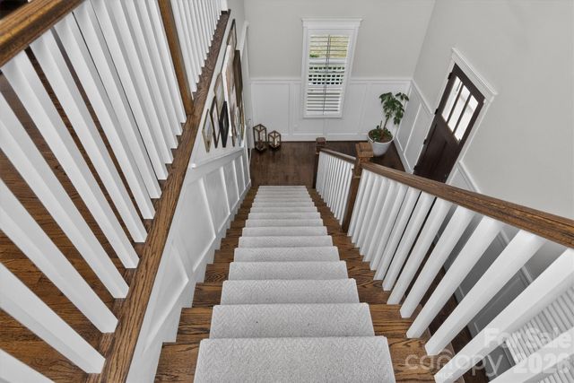 328 Melbourne Court, Charlotte, NC 28209