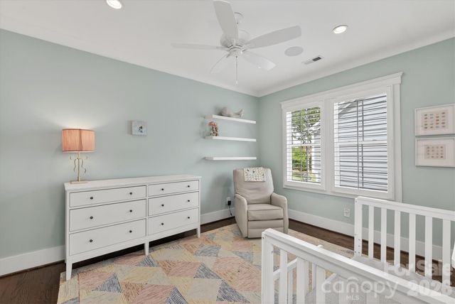 328 Melbourne Court, Charlotte, NC 28209