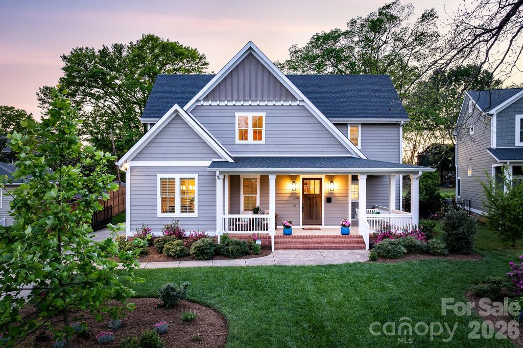 328 Melbourne Court, Charlotte, NC 28209