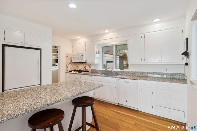 17 Cockenoe Drive, Westport, CT 06880