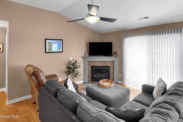 20 Treasures Place, Queensbury, NY 12804