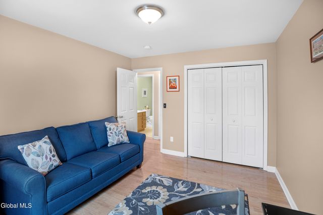 20 Treasures Place, Queensbury, NY 12804