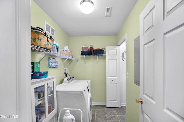 20 Treasures Place, Queensbury, NY 12804