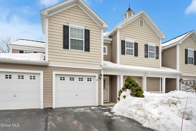 20 Treasures Place, Queensbury, NY 12804