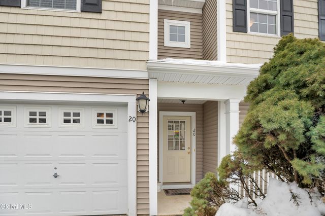 20 Treasures Place, Queensbury, NY 12804