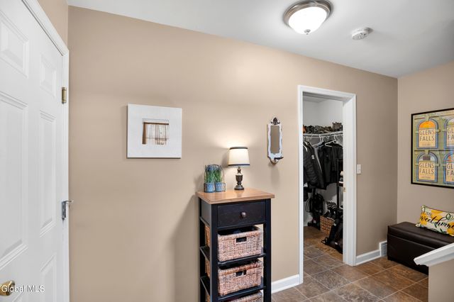 20 Treasures Place, Queensbury, NY 12804