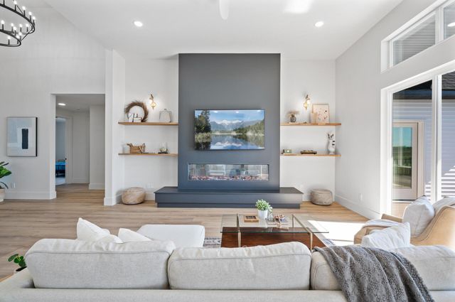 2520 230th Court NW, Saint Francis, MN 55070