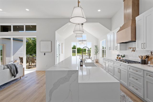 2520 230th Court NW, Saint Francis, MN 55070