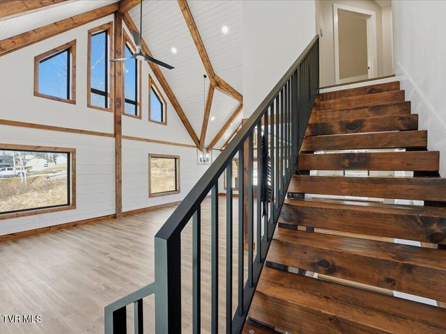 248 Cherokee Cove, Rutledge, TN 37861
