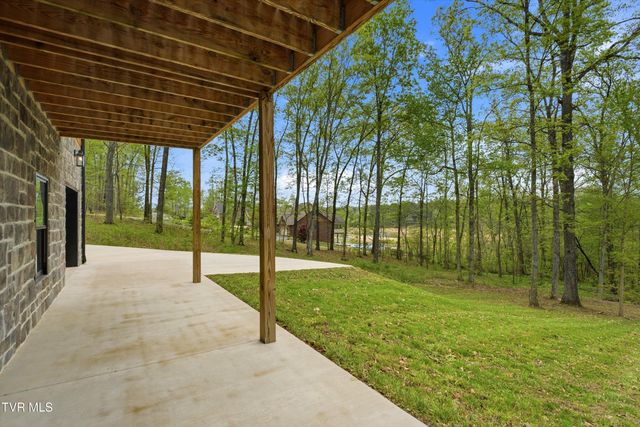 248 Cherokee Cove, Rutledge, TN 37861