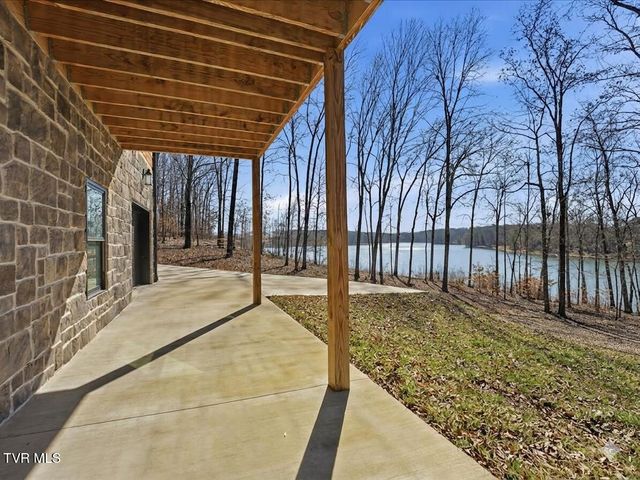 248 Cherokee Cove, Rutledge, TN 37861