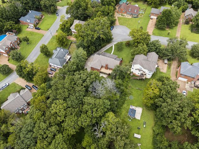 1133 Oak Creek Dr, Nolensville, TN 37135