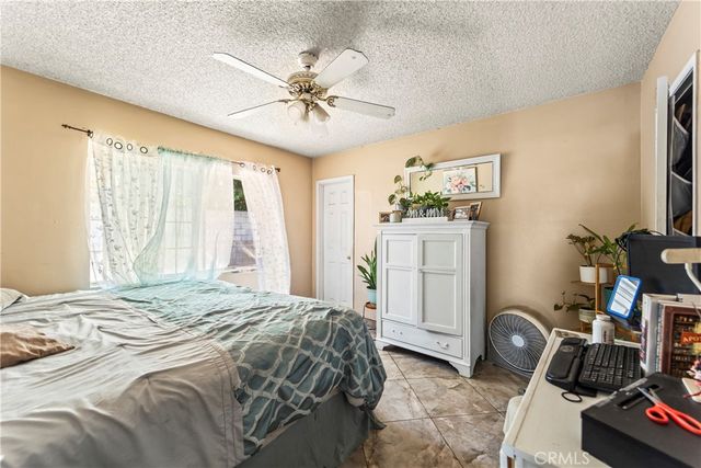 822 Corona, Corona, CA 92879