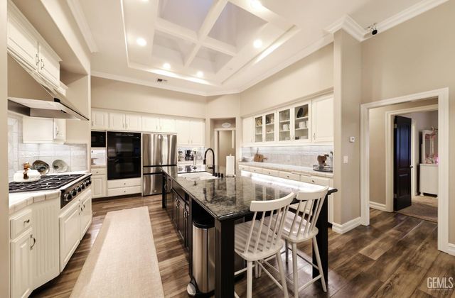 11504 Buffington Street, Bakersfield, CA 93312