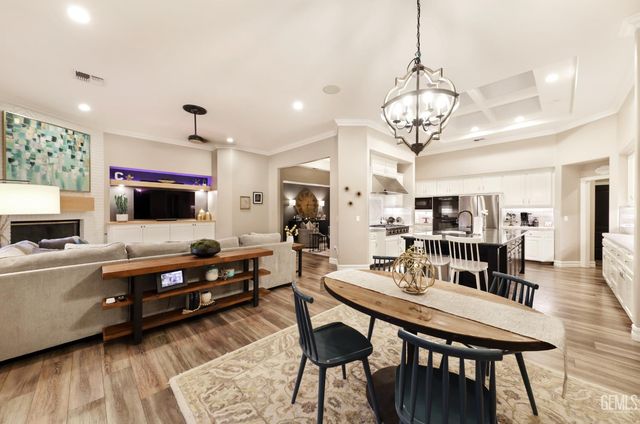 11504 Buffington Street, Bakersfield, CA 93312